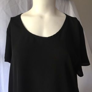 Lush black top